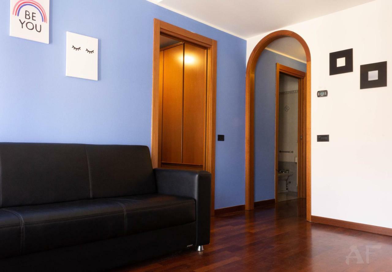Апартаменты Corso San Gottardo - Darsena Flat Милан Экстерьер фото