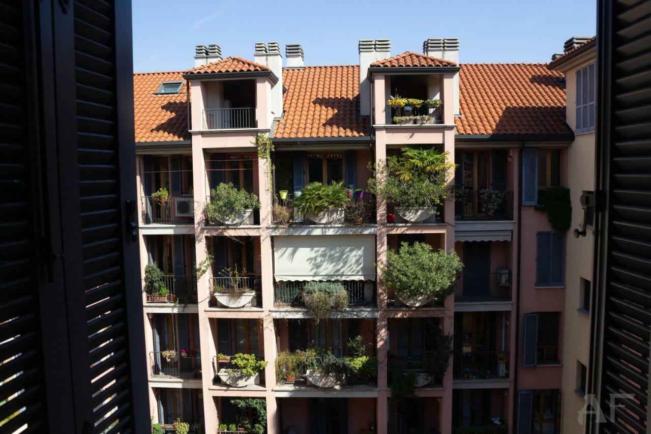 Апартаменты Corso San Gottardo - Darsena Flat Милан Экстерьер фото